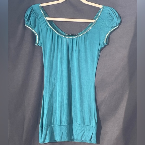 In Joy Teal Green Short Sleeve T- Shirt with Rein-Stone Detailing Size Medium - Picture 5 of 14